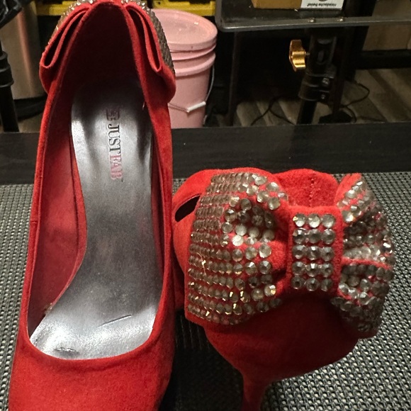 Red Faux Suede w/ Rhinestone Bow - Picture 3 of 4